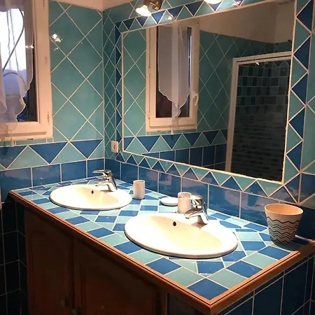 Villa Spacieuse A Avec Piscine Privee *
