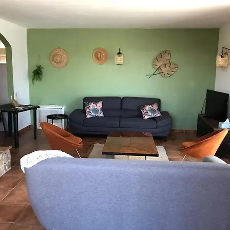 Villa Spacieuse A Avec Piscine Privee