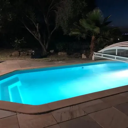 Spacieuse A Avec Piscine Privee * Monticello