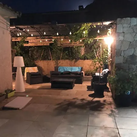Spacieuse A Avec Piscine Privee Villa *